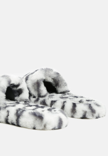 Snuggle-In Indoor Fur Flats- 2 Colors