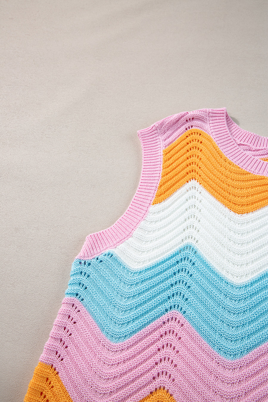 Wavy Color Block Crew Neck Knit Sleeveless Sweater