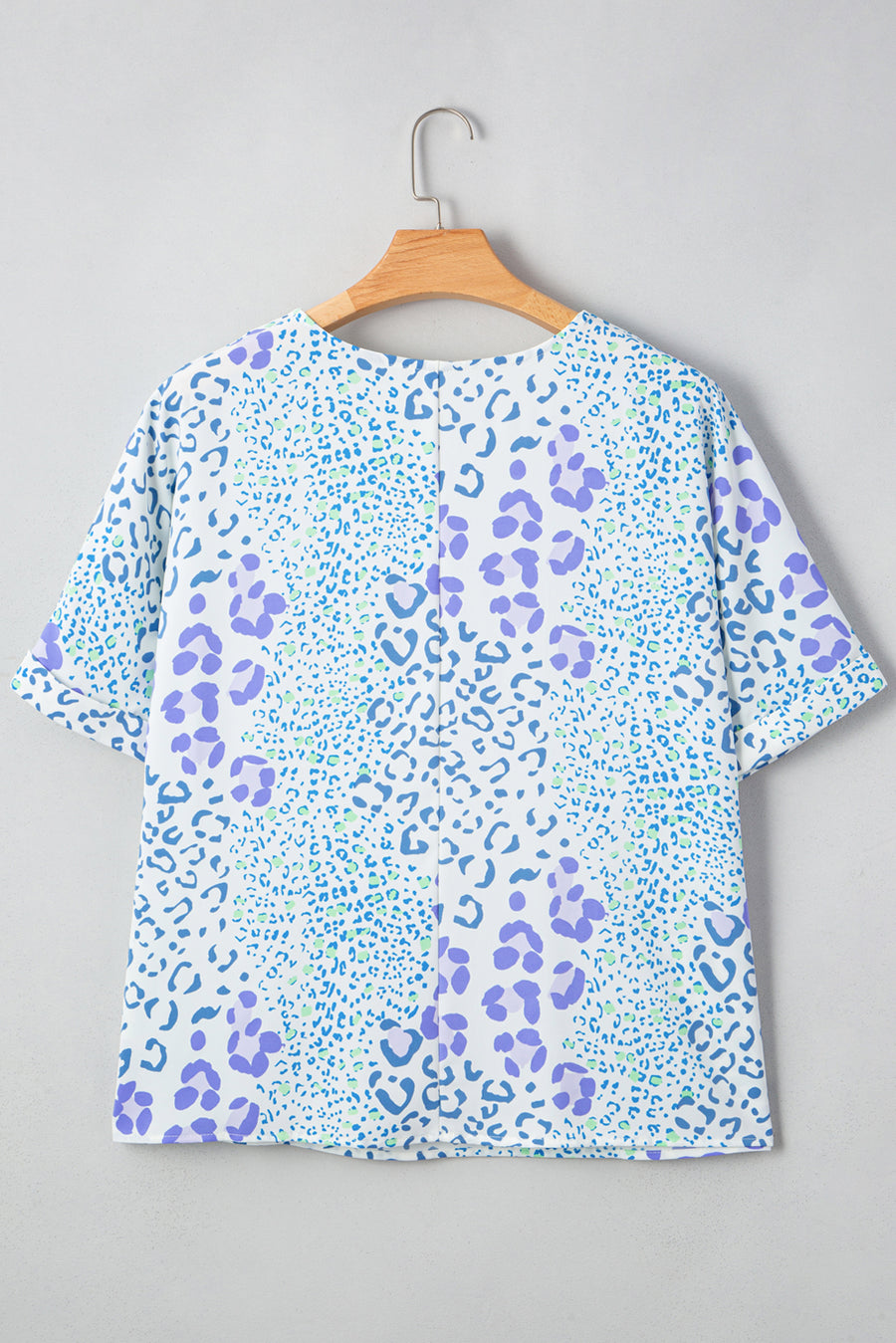 Plus Size Periwinkle Leopard Print V-Neck Short Sleeve T-Shirt