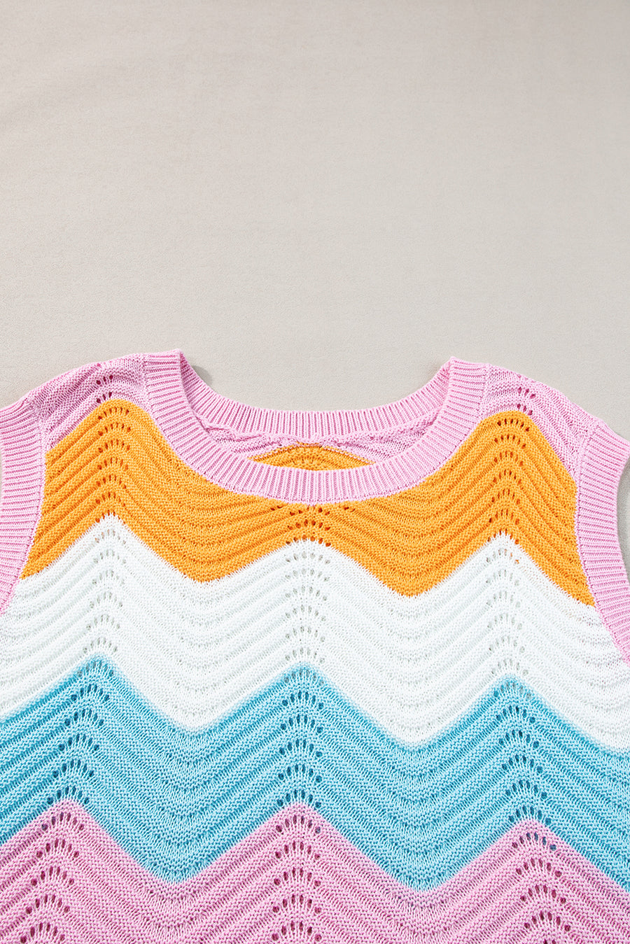 Wavy Color Block Crew Neck Knit Sleeveless Sweater