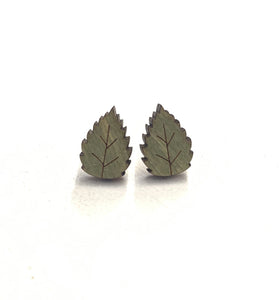 Green Leaf Stud Earrings #3088
