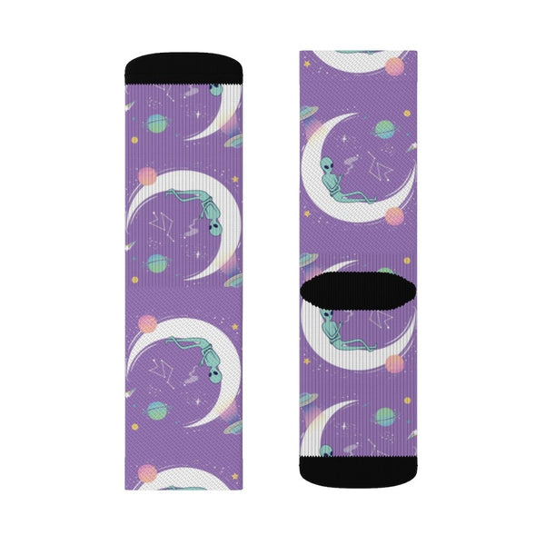 Alien Chilling Socks- 3 Sizes