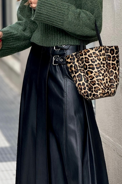 Black Faux Leather Retro Buckle Detail Pleated Stitch Flared Midi Skirt