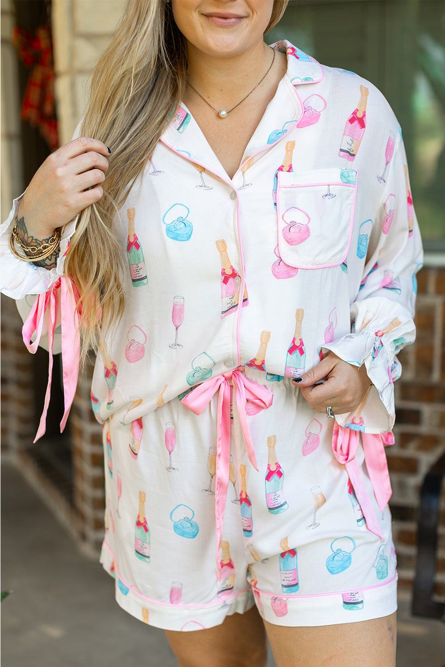 Plus Size White Wine & Heart Print Bow Decor Pajama Set