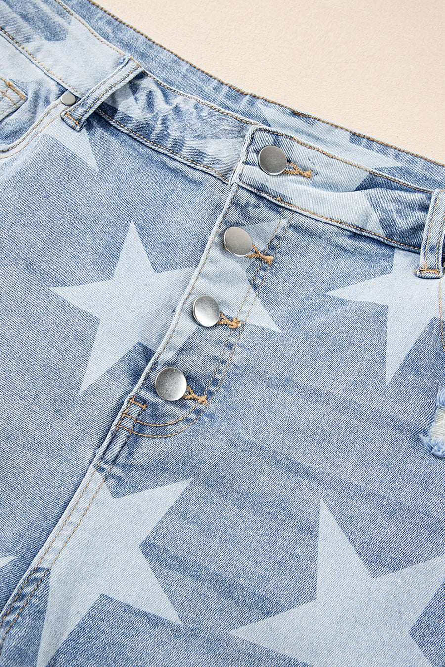 Plus Size Star Print Button Fly Slit Knee Destroyed Jeans