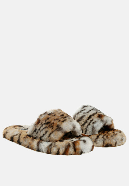 Snuggle-In Indoor Fur Flats- 2 Colors