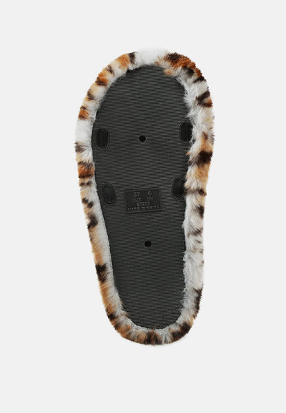 Snuggle-In Indoor Fur Flats- 2 Colors