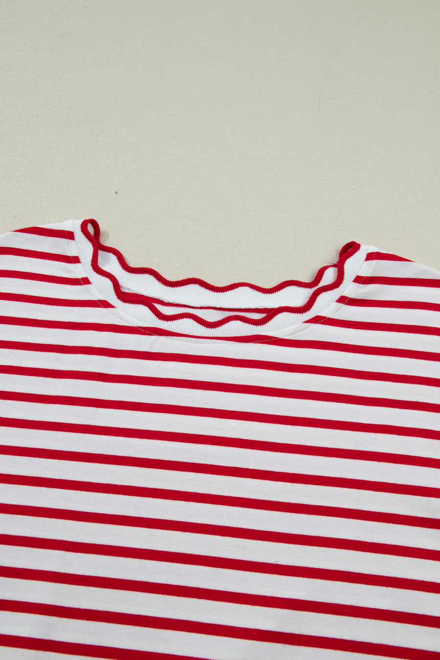 Plus Size Red Striped Scalloped Trim Crew Neck Short Sleeve T-Shirt