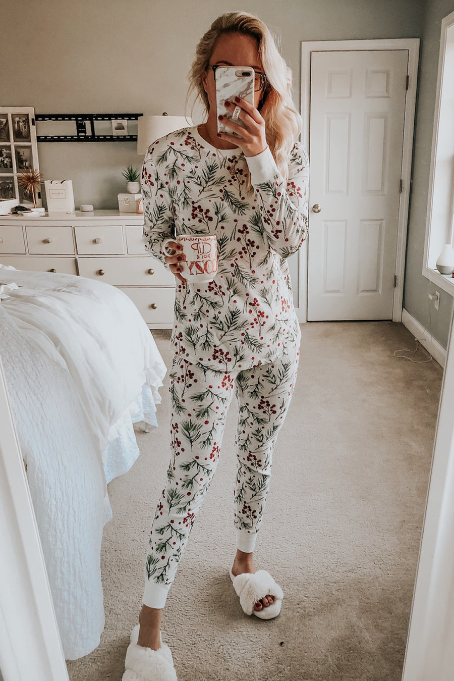 White Holly Print Christmas Long Sleeve Pajama Set