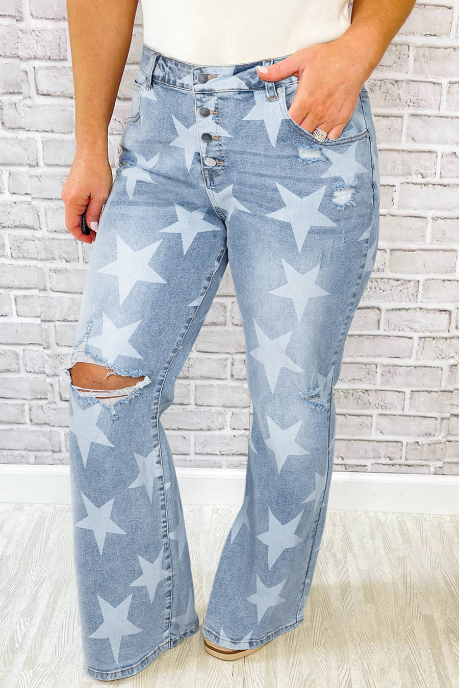 Plus Size Star Print Button Fly Slit Knee Destroyed Jeans