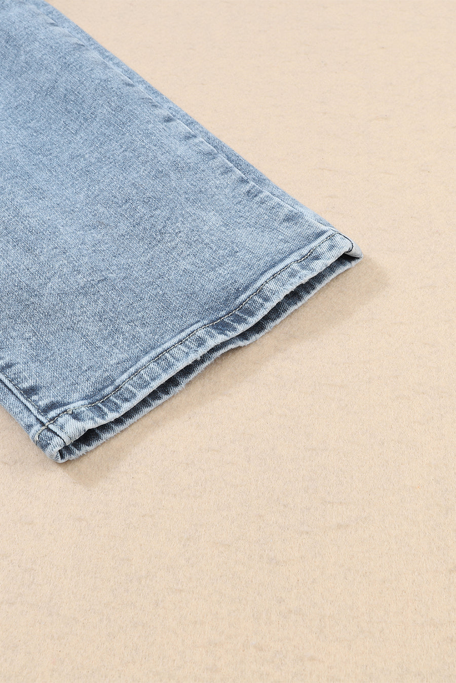Light Wash Frayed Slim Fit High-Waist Jeans