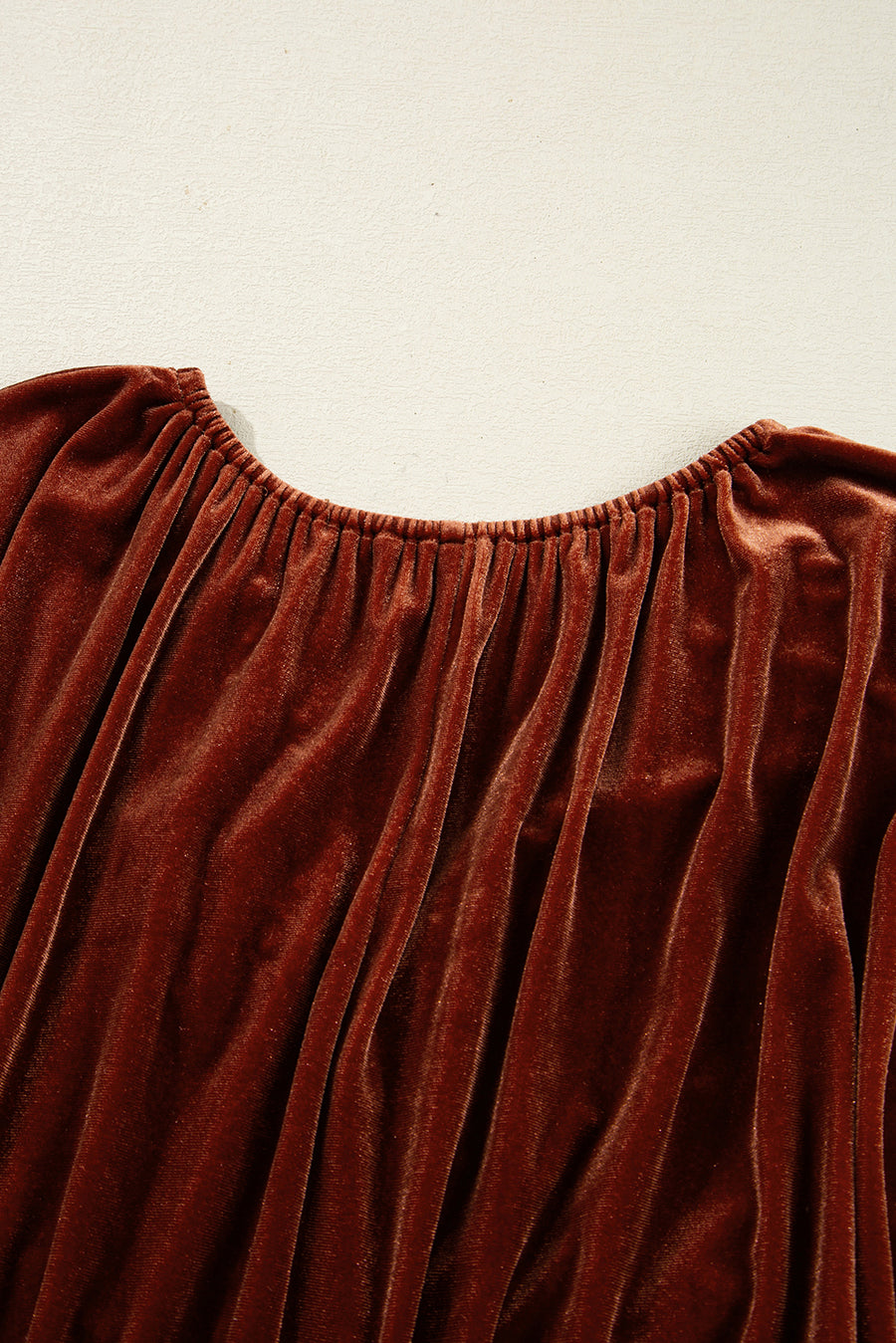 Clay Elastic V-Neck Puff Sleeve Flowy Velvet Dress