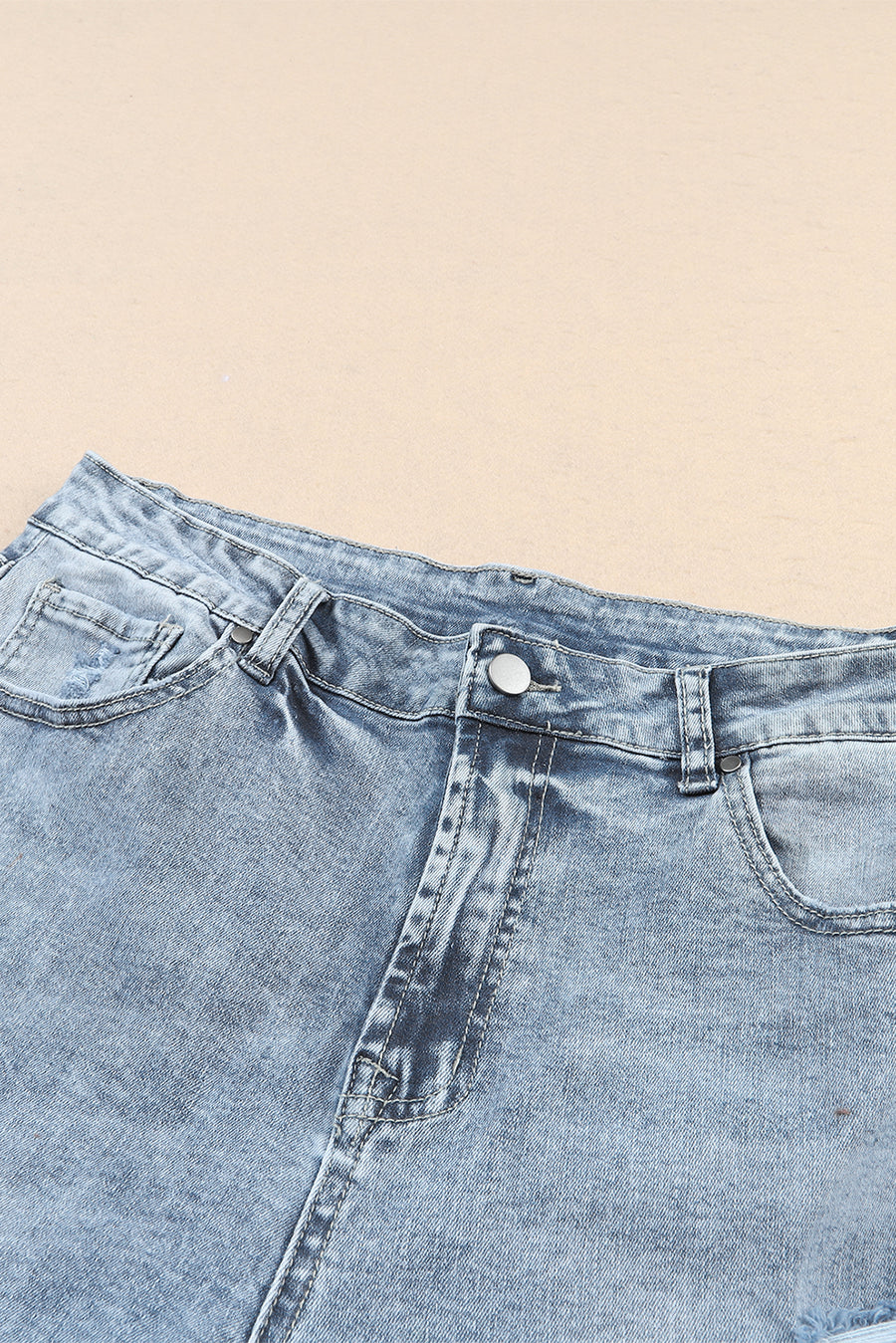 Light Wash Frayed Slim Fit High-Waist Jeans