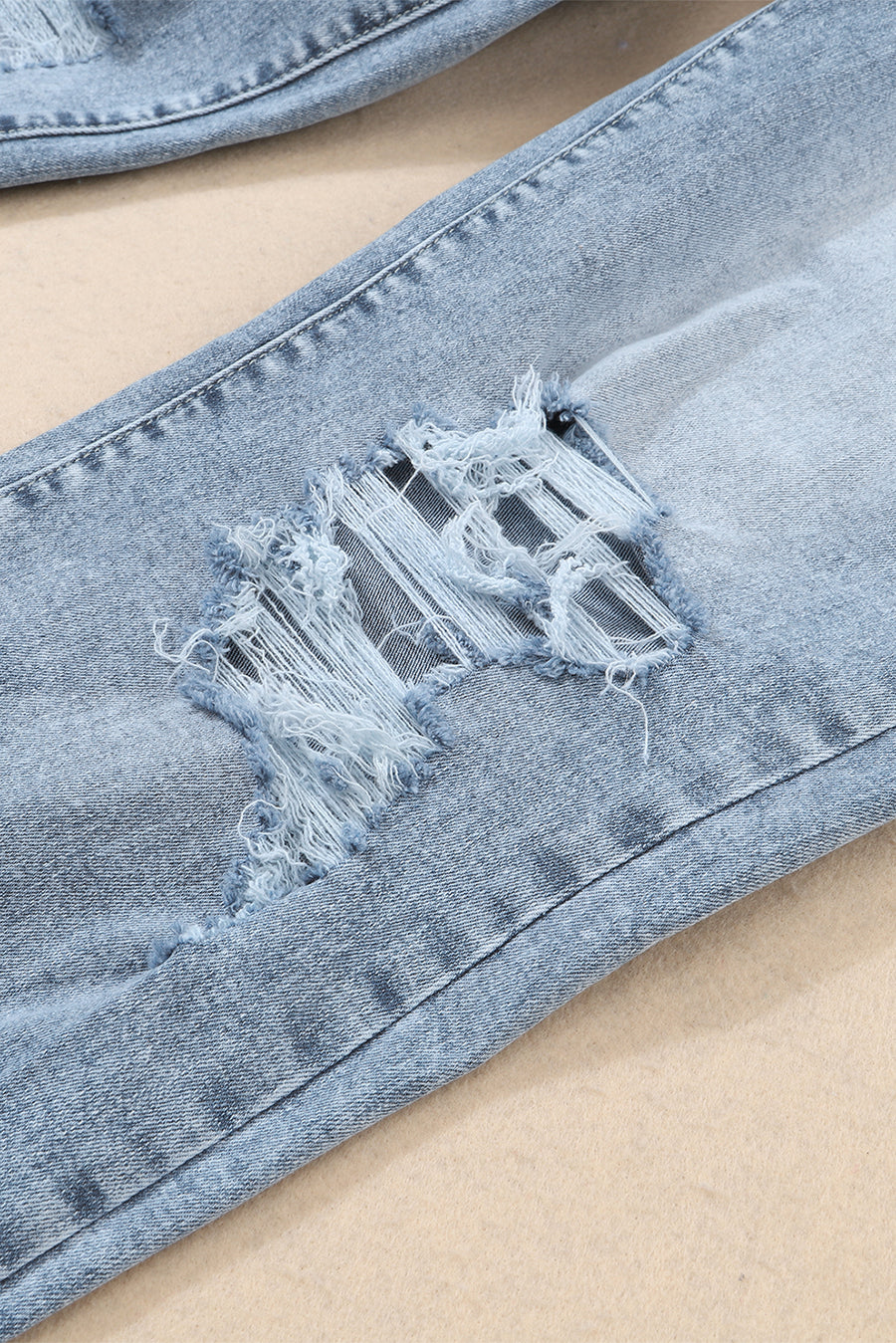 Light Wash Frayed Slim Fit High-Waist Jeans