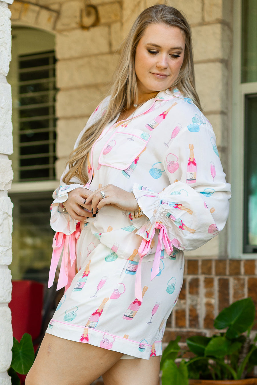 Plus Size White Wine & Heart Print Bow Decor Pajama Set
