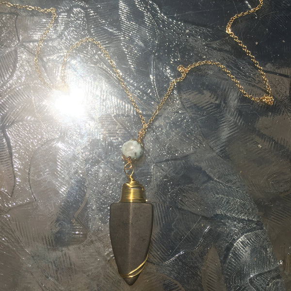 Gold Tone Bead & Wire-Wrapped Arrowhead Pendant Necklace- Amazonite