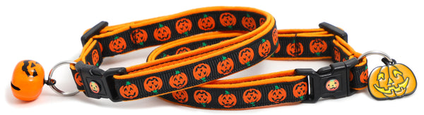 Alternating Jack-O-Lanterns on Black Cat Collar