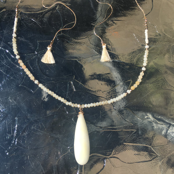 Gold Tone Adjustable Teardrop, Beads, & Tassel Necklace- Ivory