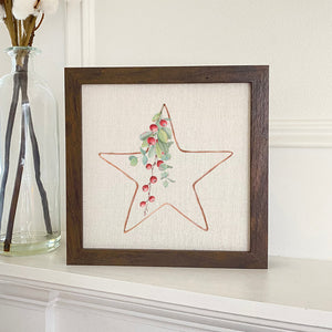 Christmas Star with Berries - Framed Sign