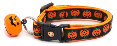 Alternating Jack-O-Lanterns on Black Cat Collar