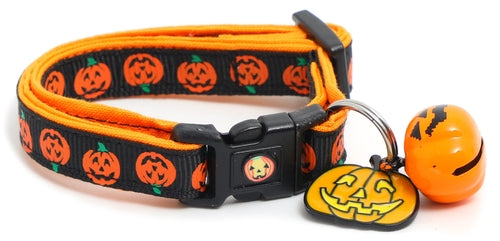Alternating Jack-O-Lanterns on Black Cat Collar