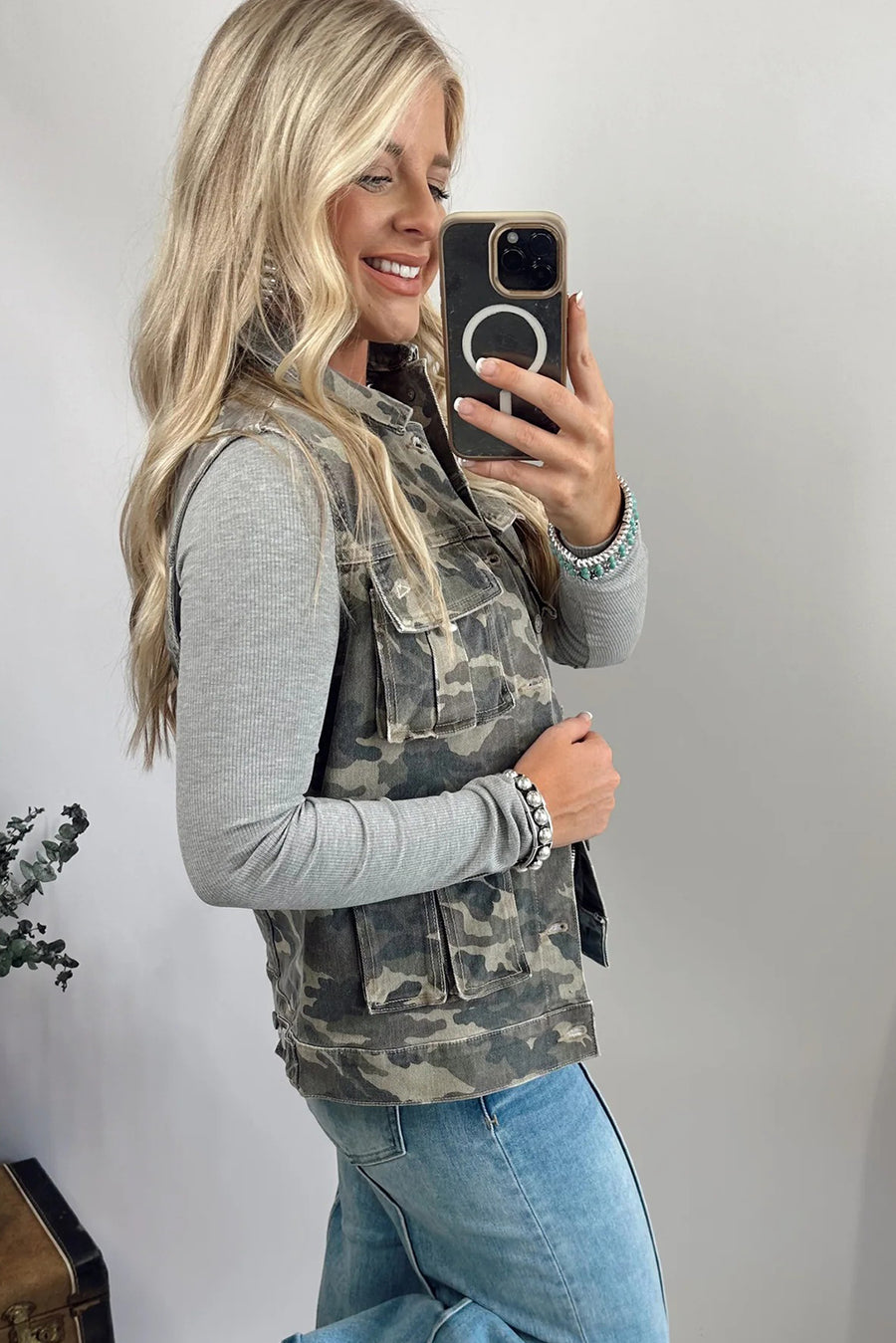 Camouflage Print Cargo Pocket Button-Up Denim Vest