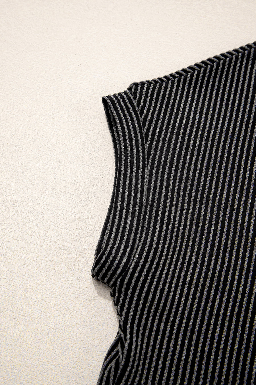 Twist Ribbed Color Block Pocket Crew Neck T-Shirt- 4 Colors