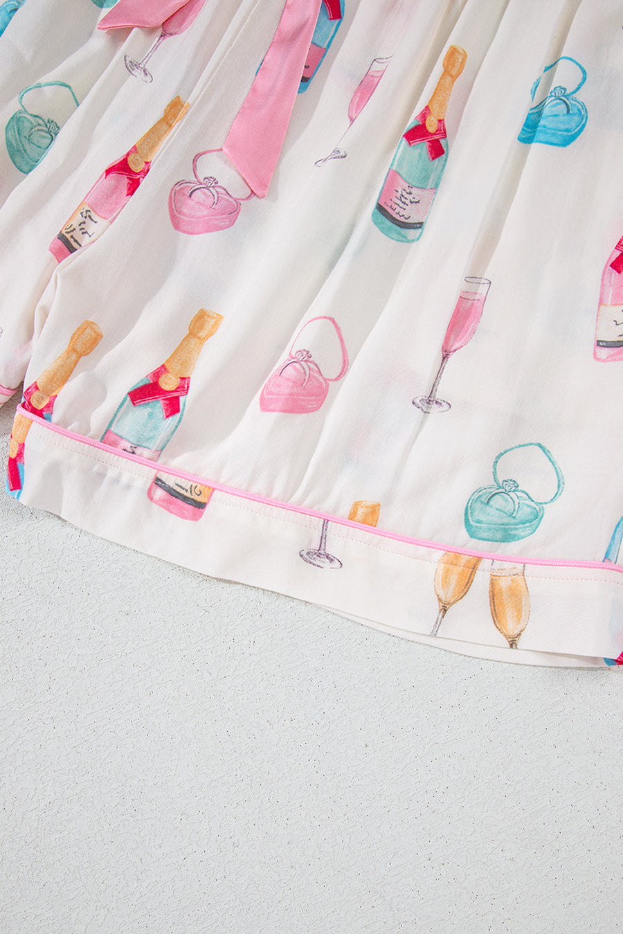 Plus Size White Wine & Heart Print Bow Decor Pajama Set