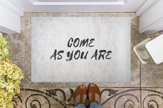Come As You Are Welcome Mat-Stone/Black